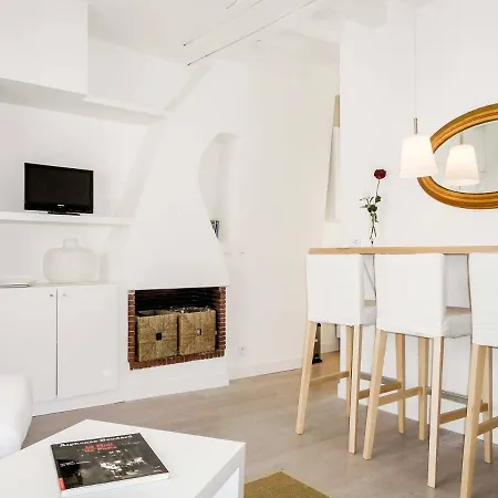 Apartment Montorgueil Area - Rue Tiquetonne